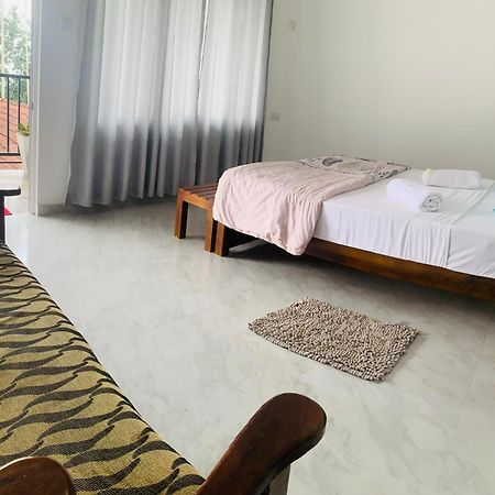 Broad View Apartment Ела Екстериор снимка