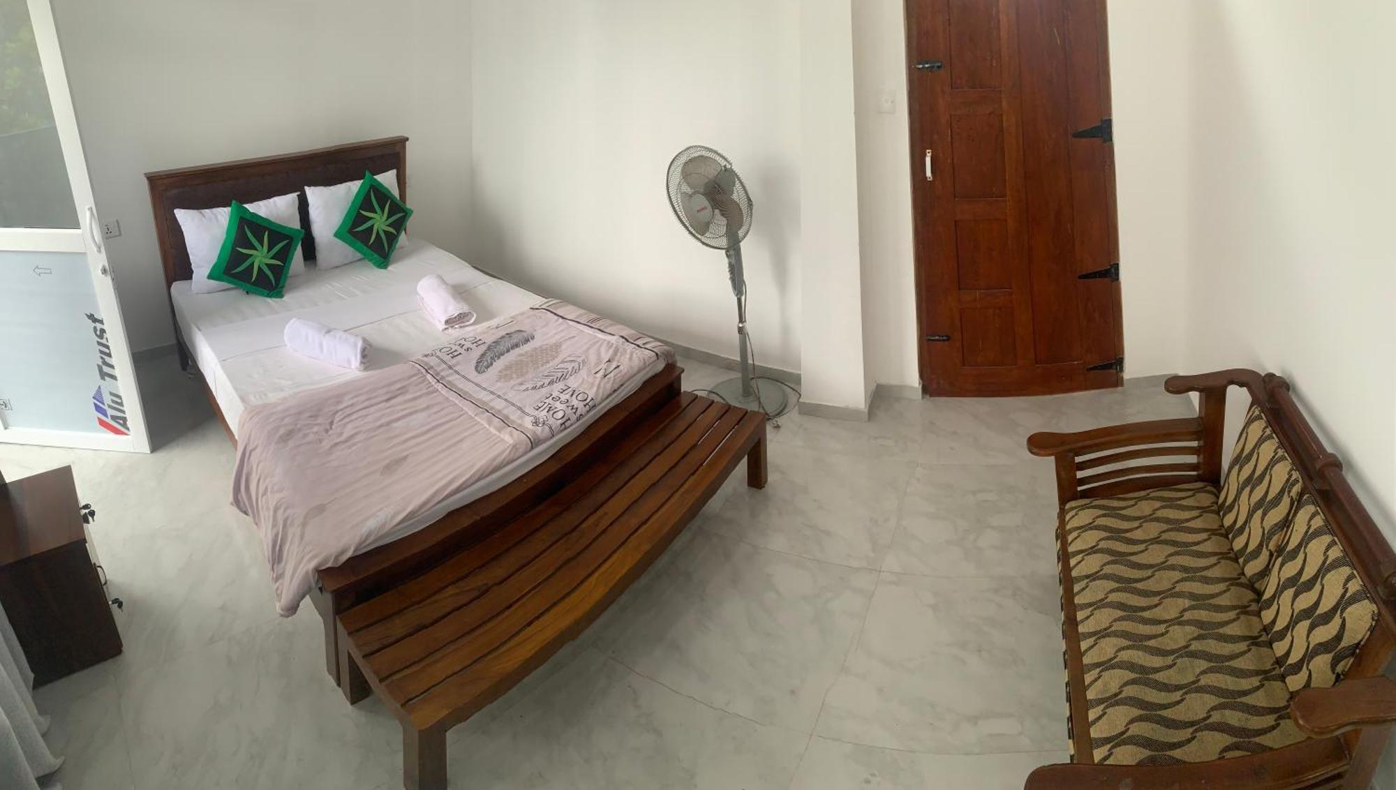 Broad View Apartment Ела Екстериор снимка