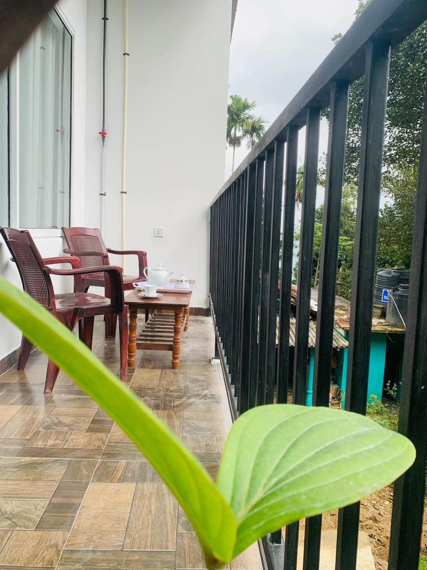Broad View Apartment Ела Екстериор снимка
