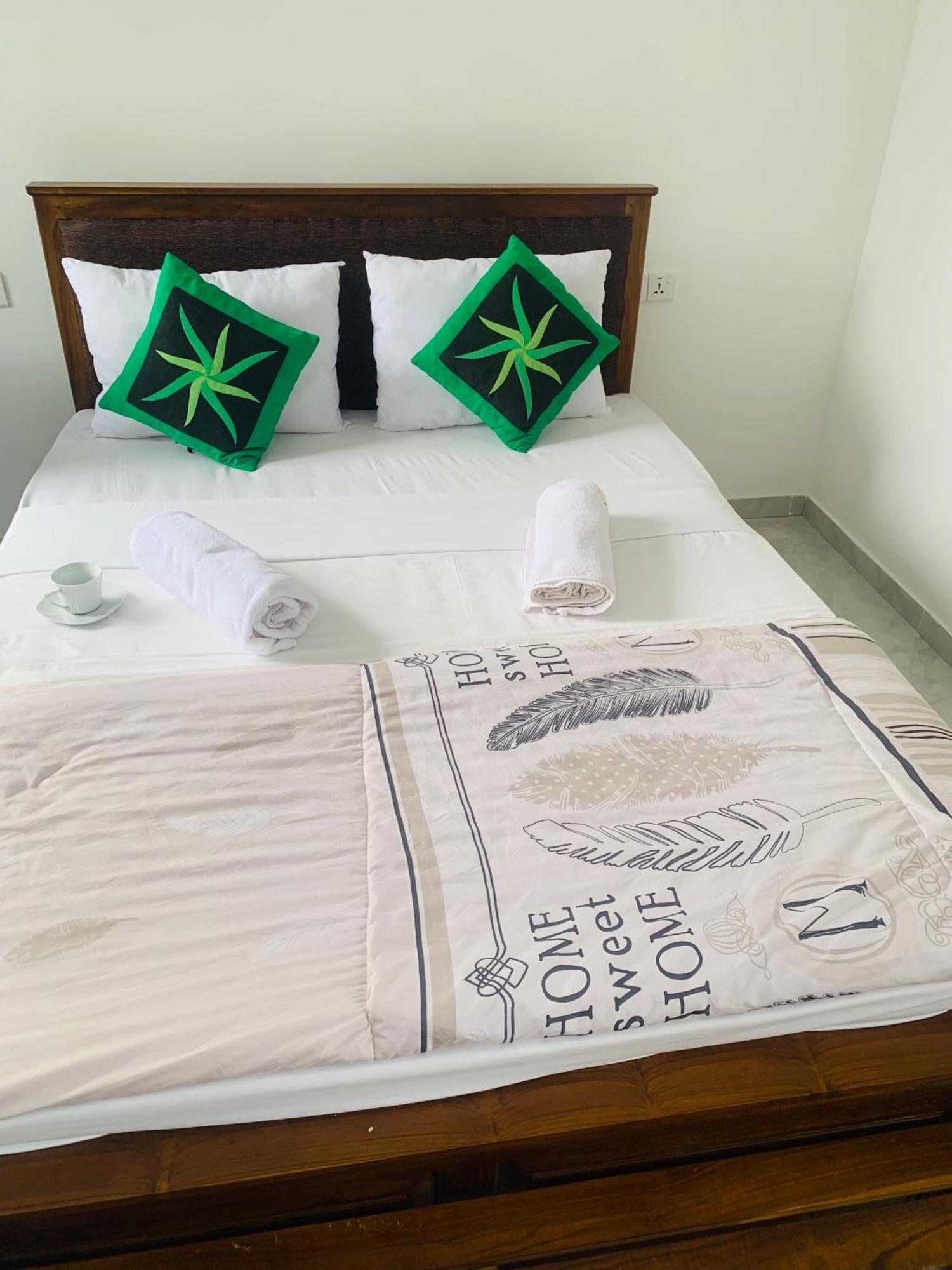 Broad View Apartment Ела Екстериор снимка