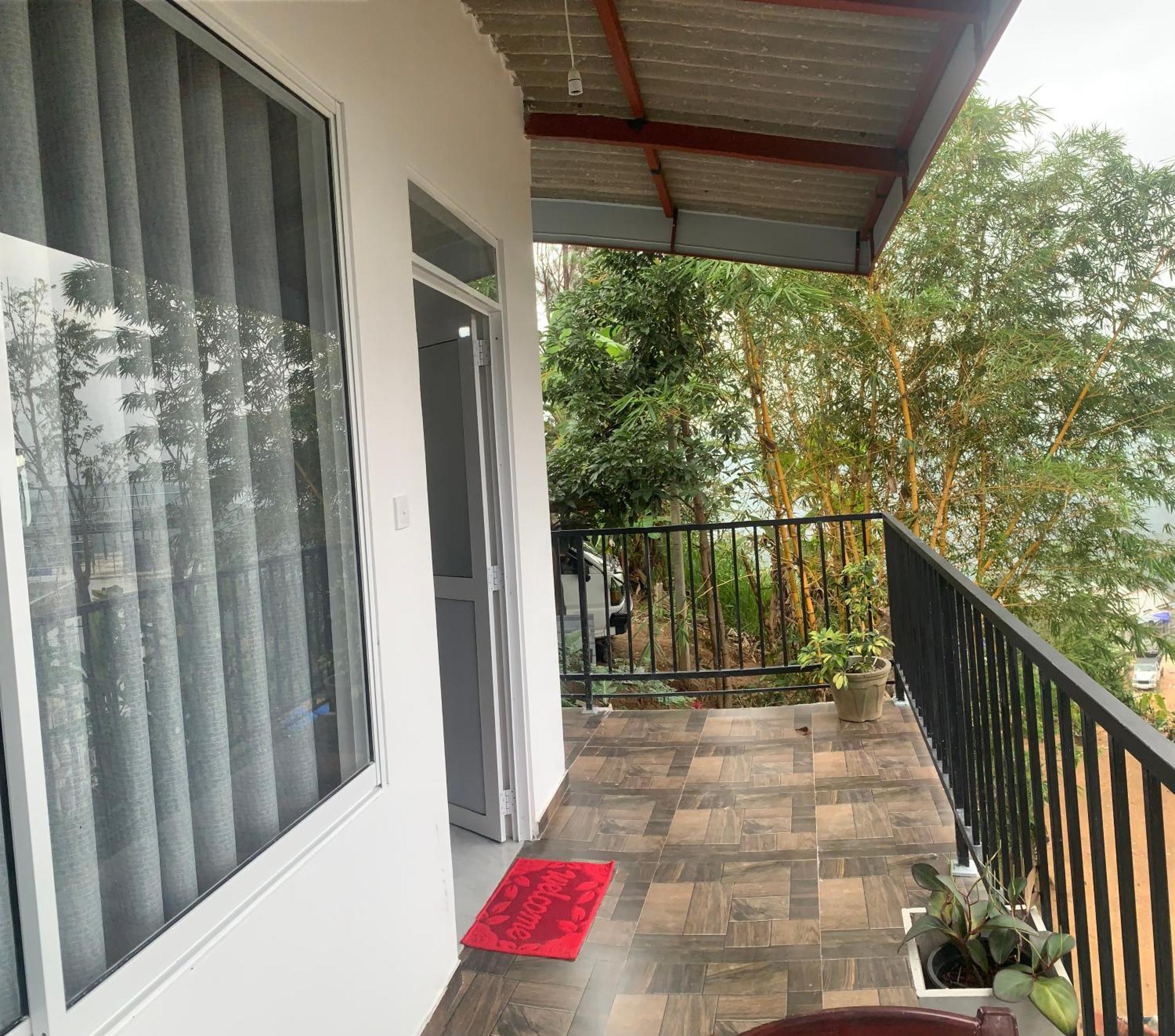 Broad View Apartment Ела Екстериор снимка